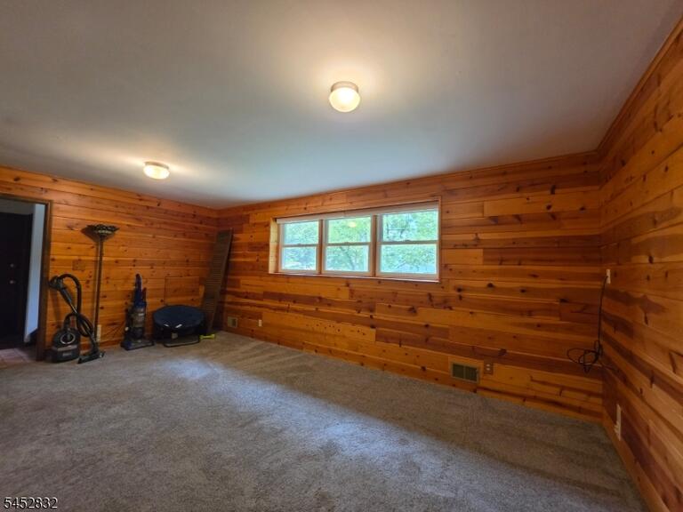 Property listing MLS 4046098 photo 17