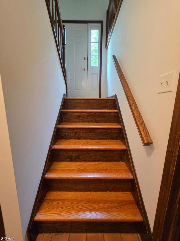 Property listing MLS 4046098 photo 33