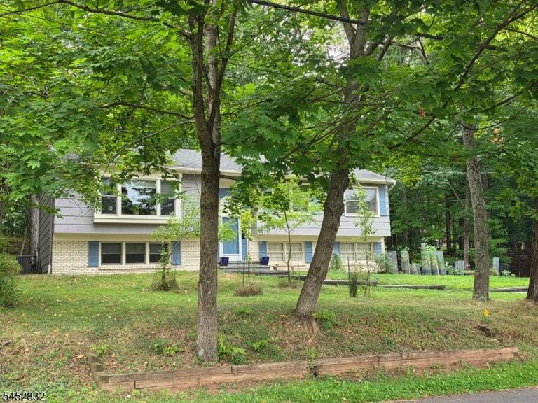 Property listing MLS 4046098 photo 37
