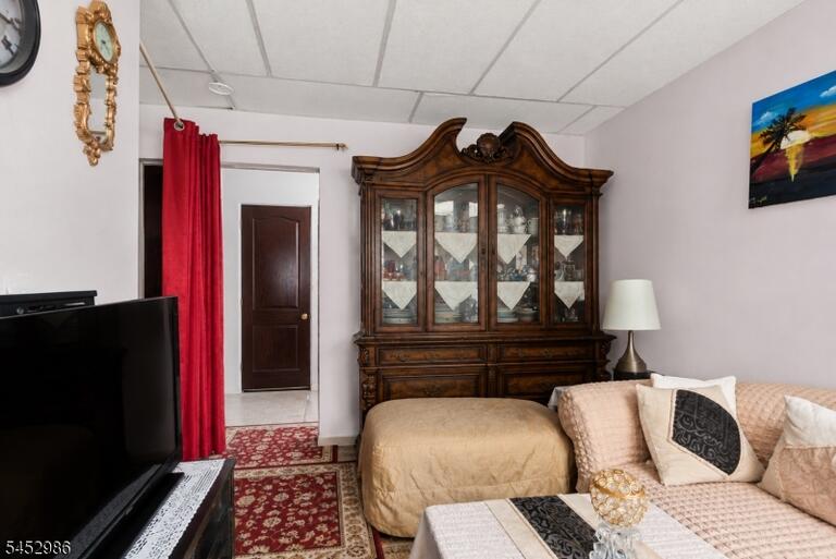 Property listing MLS 4046123 photo 10