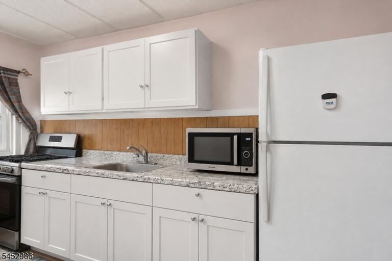 Property listing MLS 4046123 photo 8