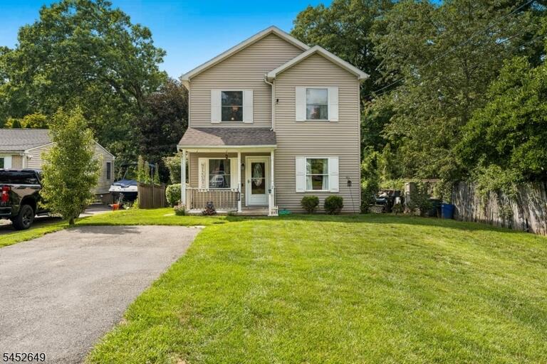 Property listing MLS 4046148 photo 1