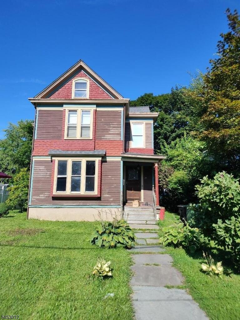 Property listing MLS 4046151 photo 1