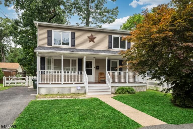 Property listing MLS 4046158 photo 1