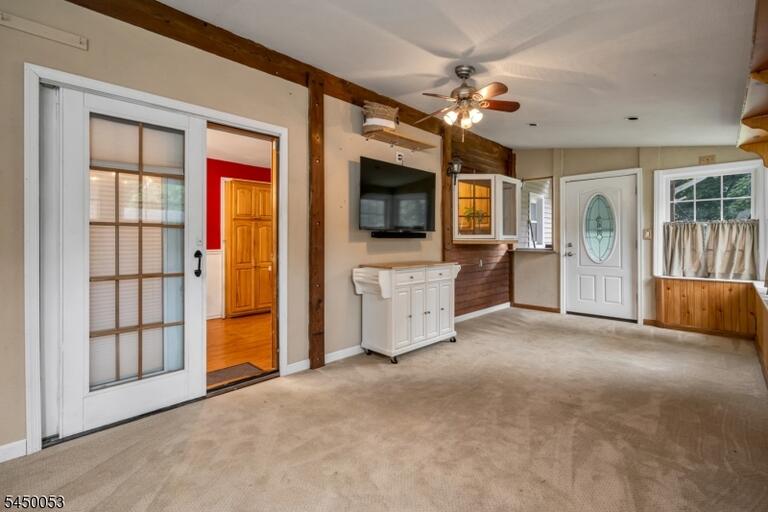 Property listing MLS 4046158 photo 13
