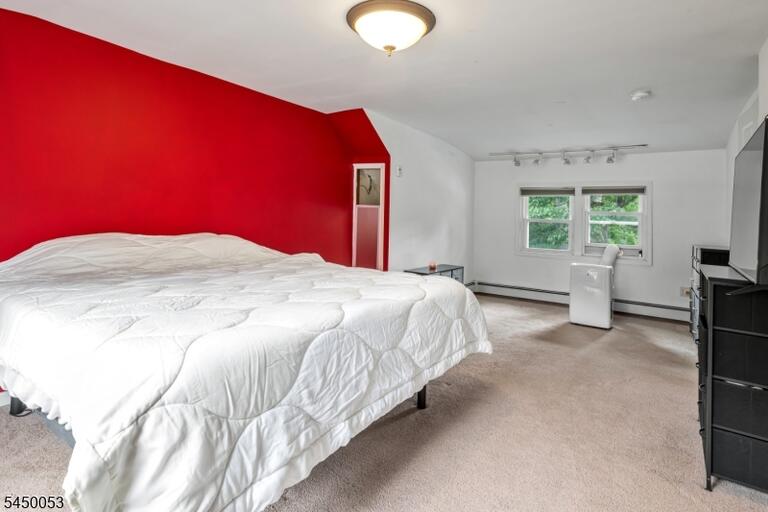 Property listing MLS 4046158 photo 24