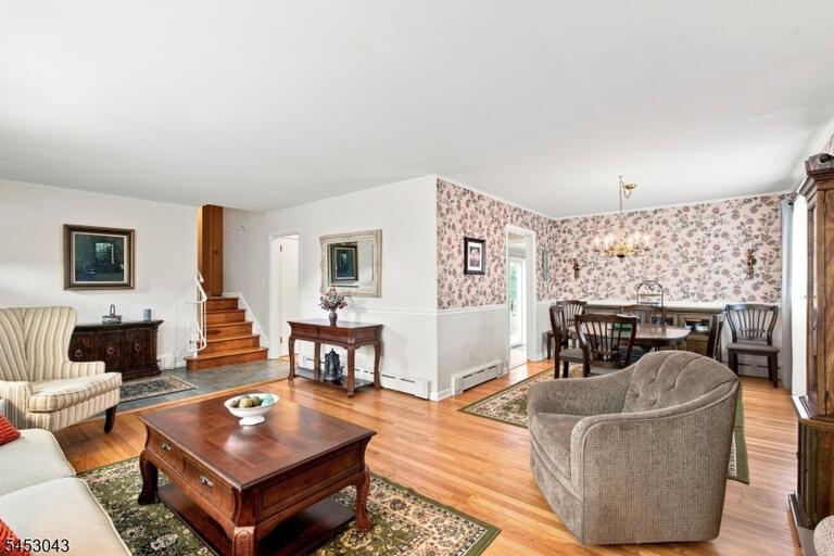 Property listing MLS 4046175 photo 10