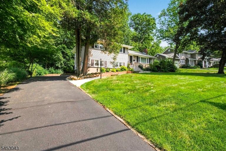 Property listing MLS 4046175 photo 26