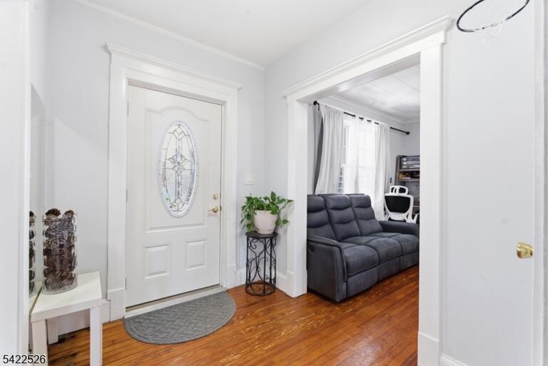 Property listing MLS 4046177 photo 3