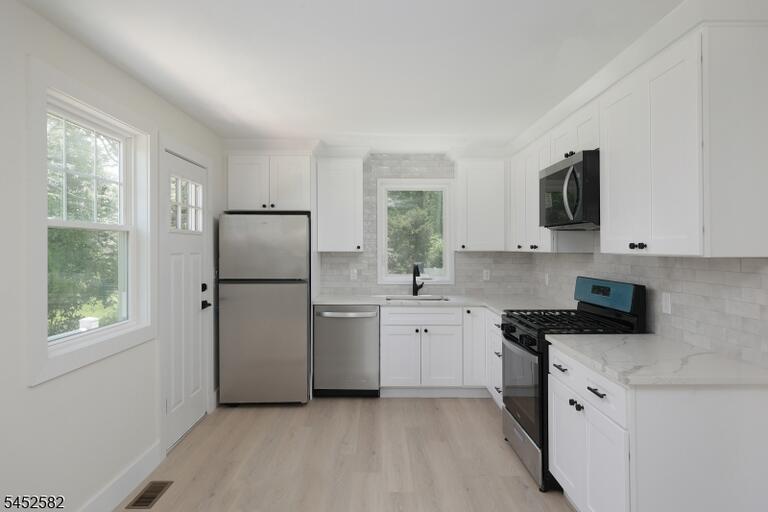 Property listing MLS 4046223 photo 8
