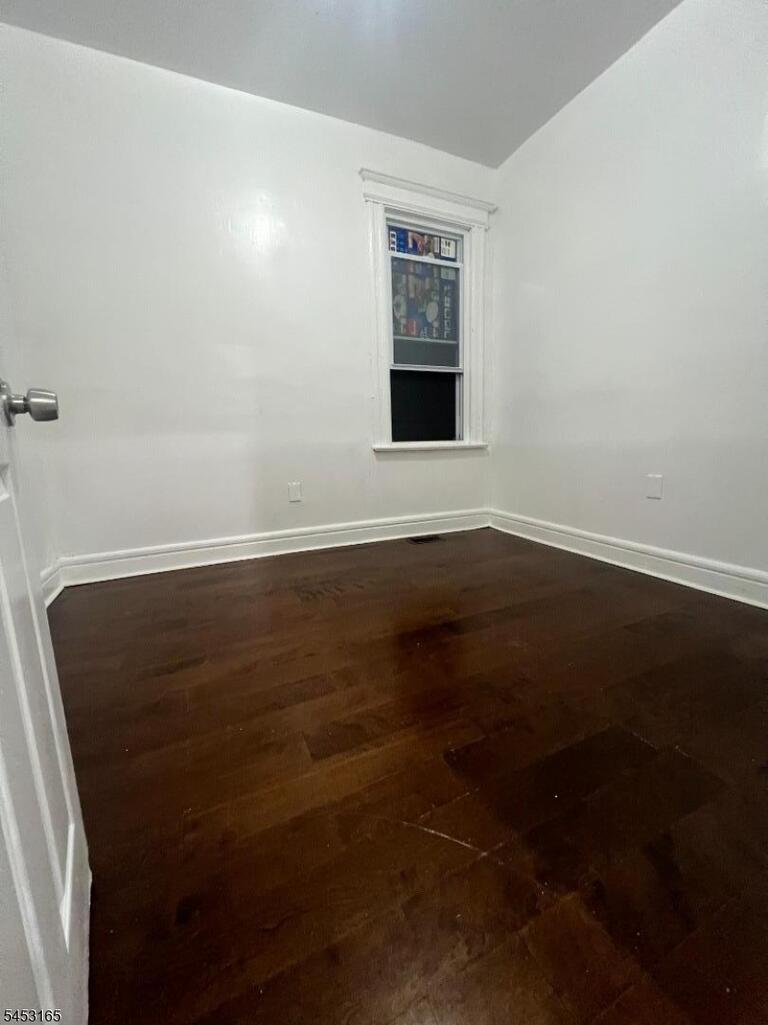 Property listing MLS 4046255 photo 6