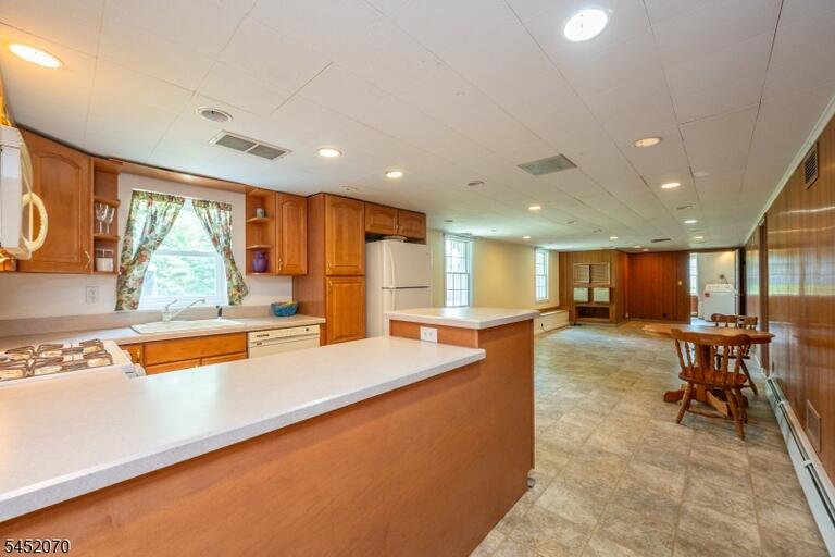 Property listing MLS 4046267 photo 25
