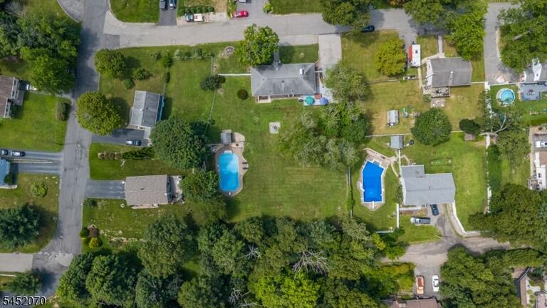 Property listing MLS 4046267 photo 39