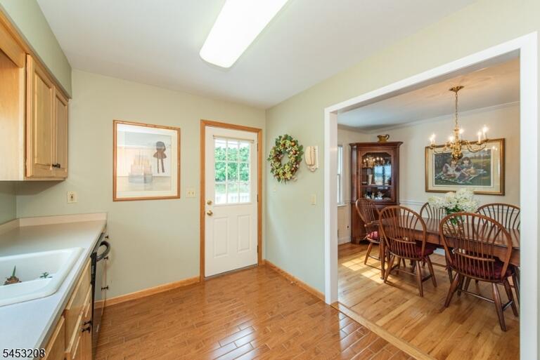 Property listing MLS 4046288 photo 11