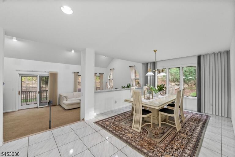 Property listing MLS 4046296 photo 11