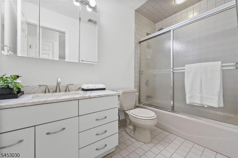 Property listing MLS 4046296 photo 33
