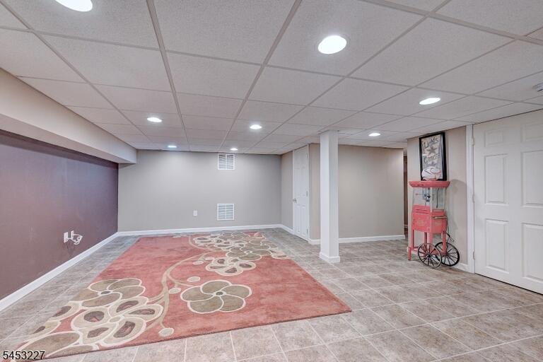 Property listing MLS 4046312 photo 31