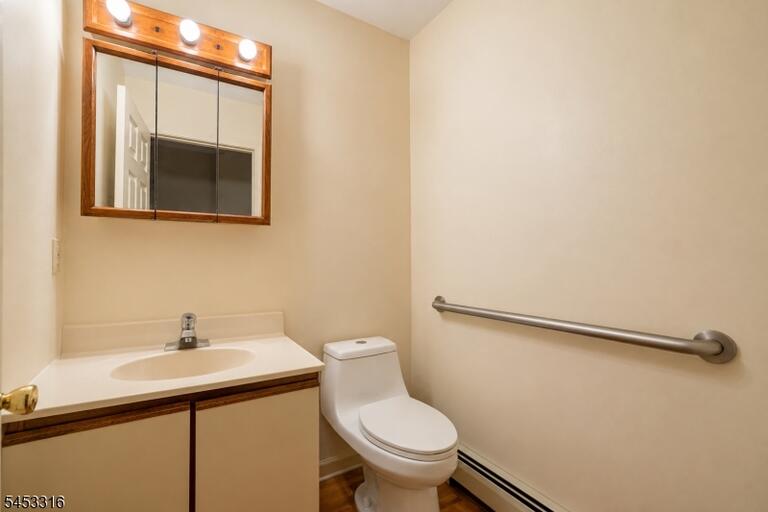 Property listing MLS 4046382 photo 13