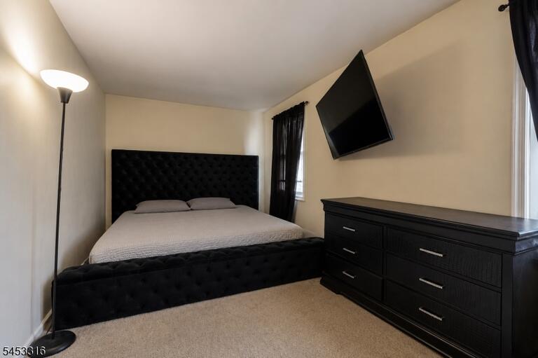Property listing MLS 4046382 photo 8