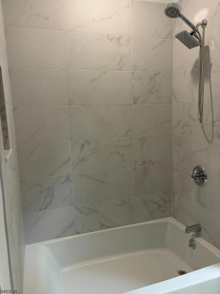 image-4046390-13.jpeg