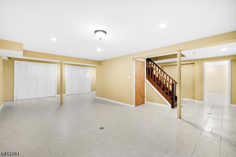 Property listing MLS 4046392 photo 31