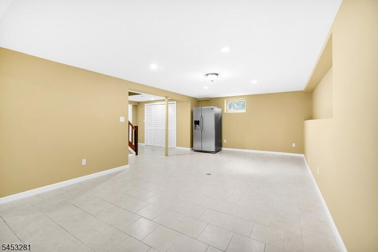 Property listing MLS 4046392 photo 32