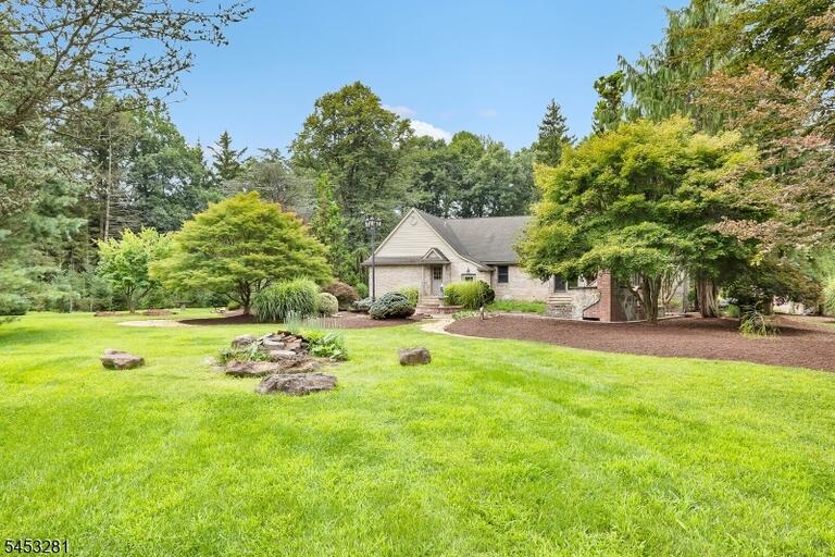 Property listing MLS 4046392 photo 35