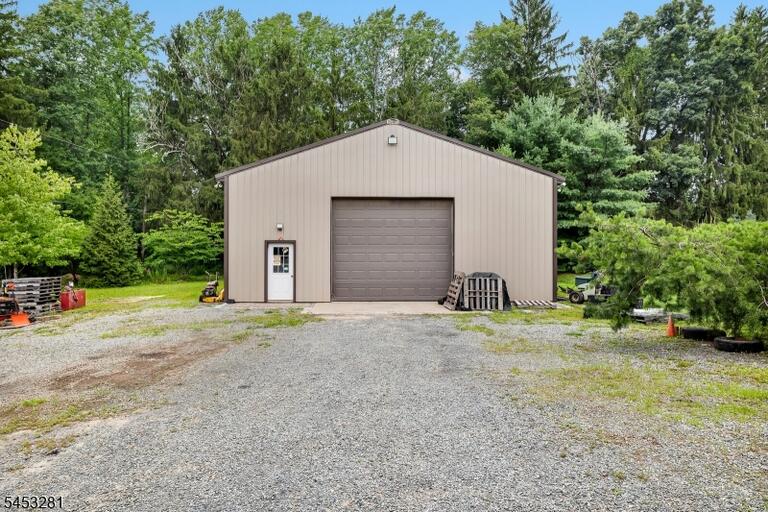 Property listing MLS 4046392 photo 47