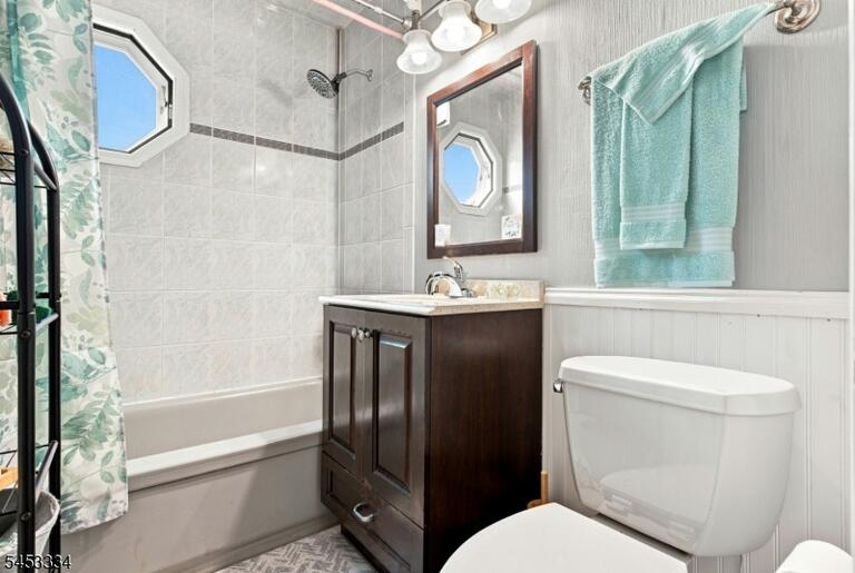 Property listing MLS 4046399 photo 9