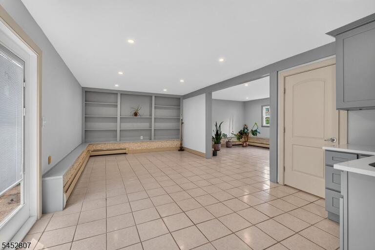 Property listing MLS 4046421 photo 15