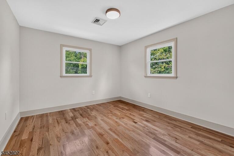 Property listing MLS 4046421 photo 18