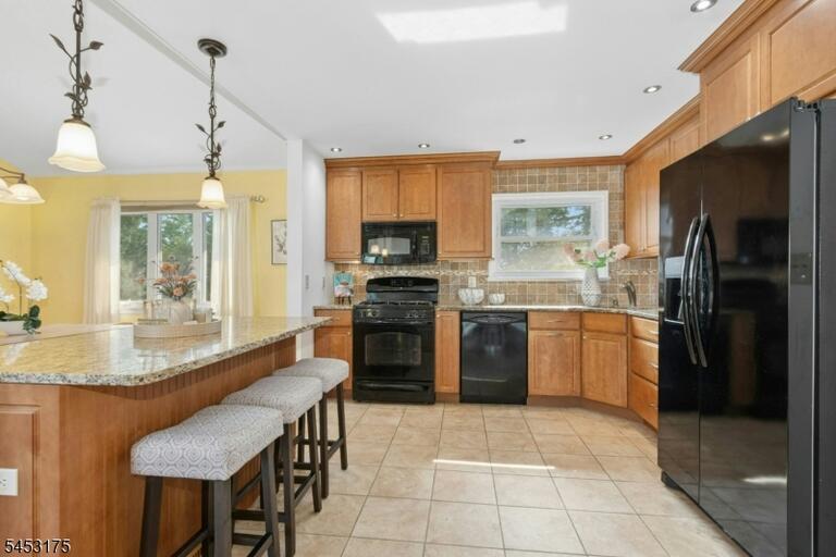 Property listing MLS 4046448 photo 13