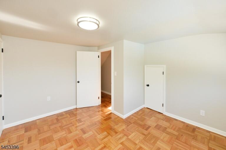Property listing MLS 4046517 photo 11