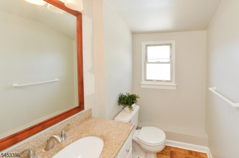 Property listing MLS 4046517 photo 12