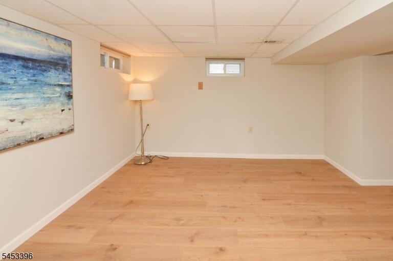 Property listing MLS 4046517 photo 23