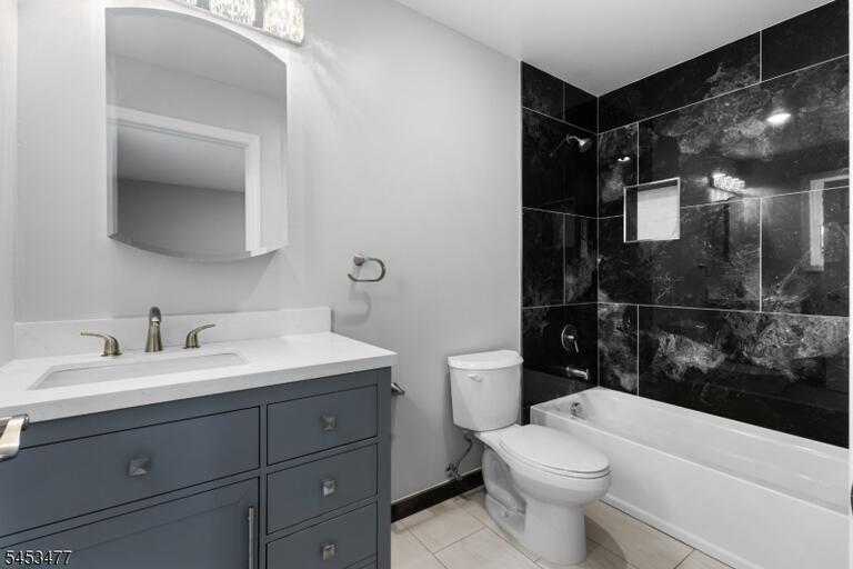Property listing MLS 4046522 photo 18