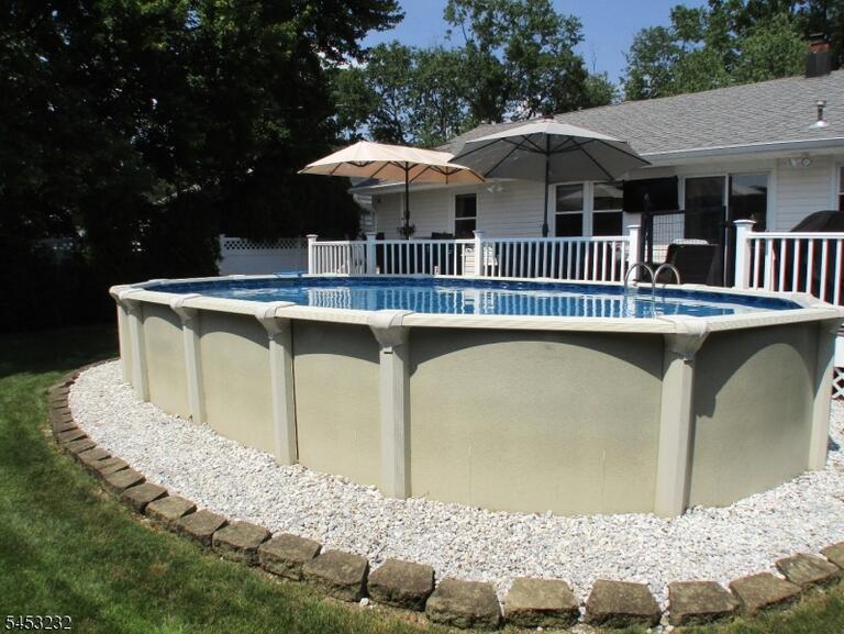 Property listing MLS 4046524 photo 23