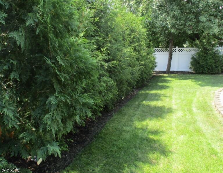 Property listing MLS 4046524 photo 26