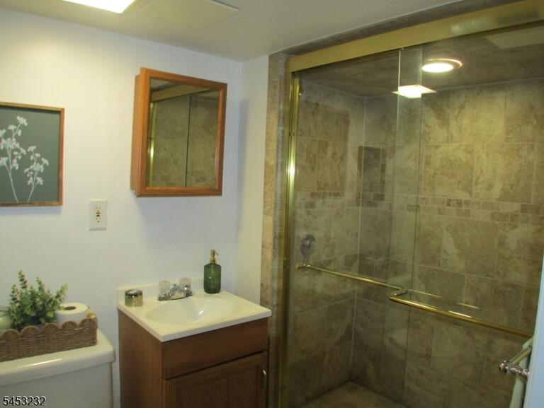 Property listing MLS 4046524 photo 27