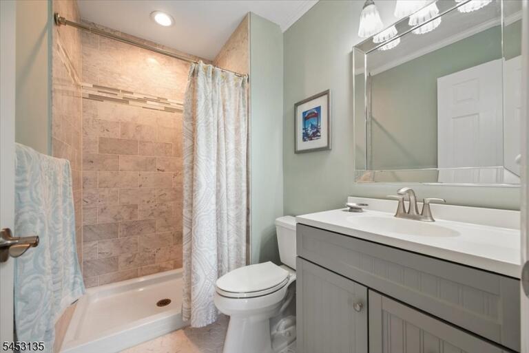 Property listing MLS 4046607 photo 21