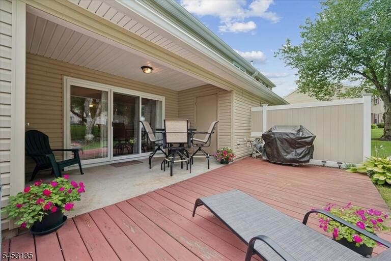 Property listing MLS 4046607 photo 26
