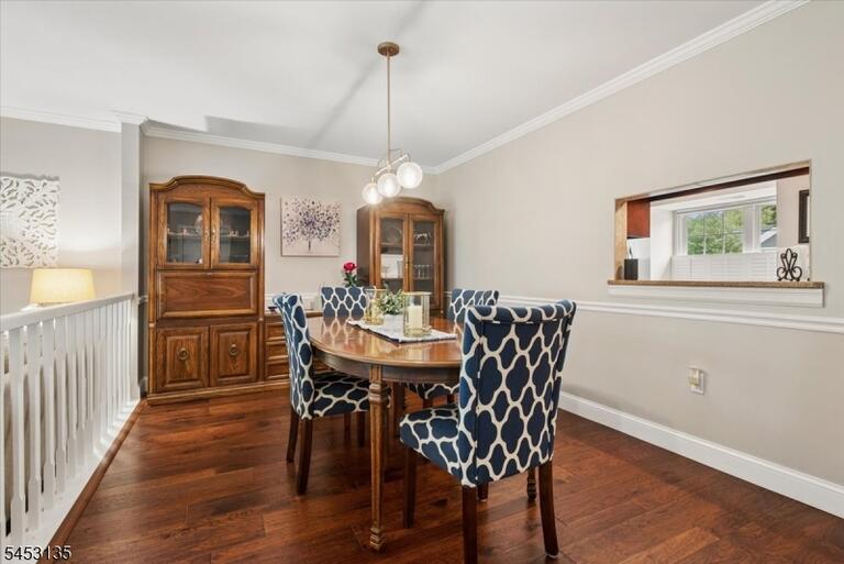 Property listing MLS 4046607 photo 9
