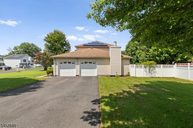 Property listing MLS 4046621 photo 3