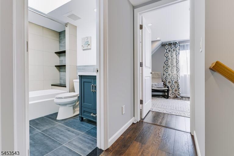 Property listing MLS 4046622 photo 17