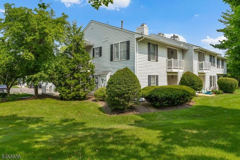 Property listing MLS 4046693 photo 1