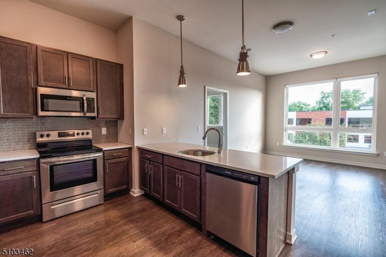 Property listing MLS 4046715 photo 6