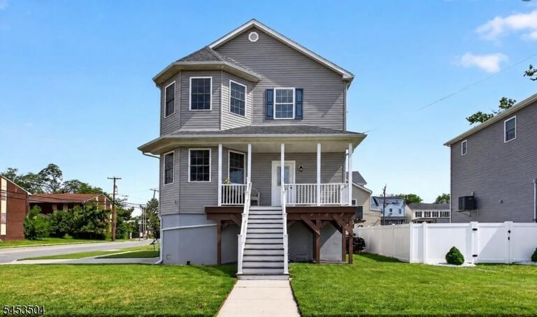 Property listing MLS 4046731 photo 1