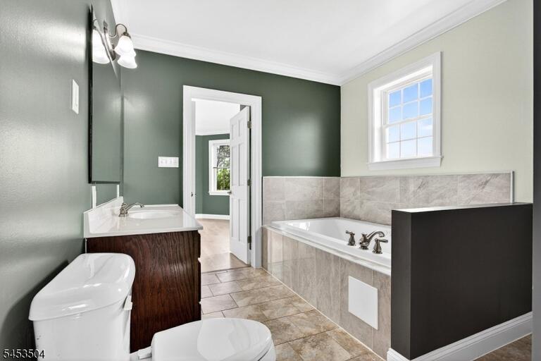 Property listing MLS 4046731 photo 16