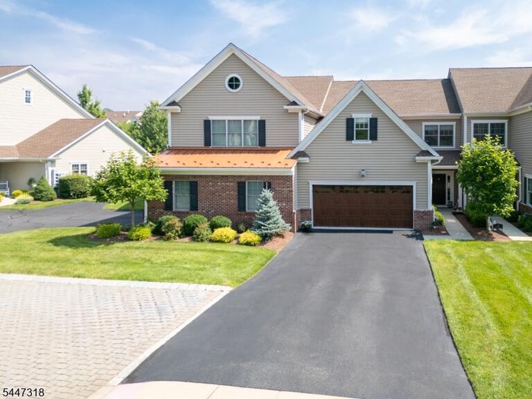 Property listing MLS 4046766 photo 1