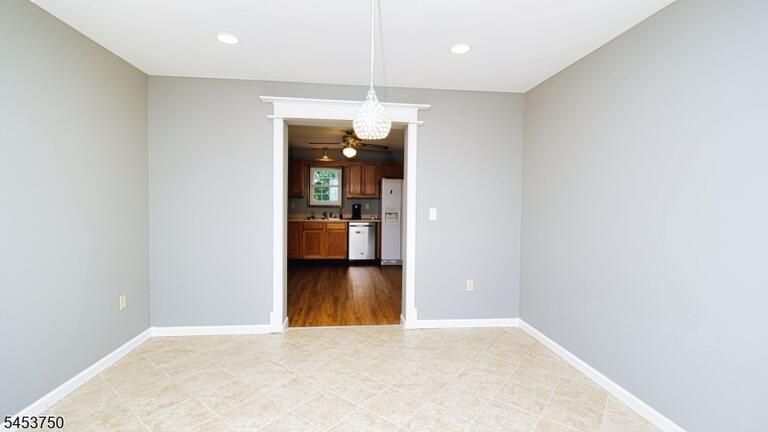 Property listing MLS 4046791 photo 16